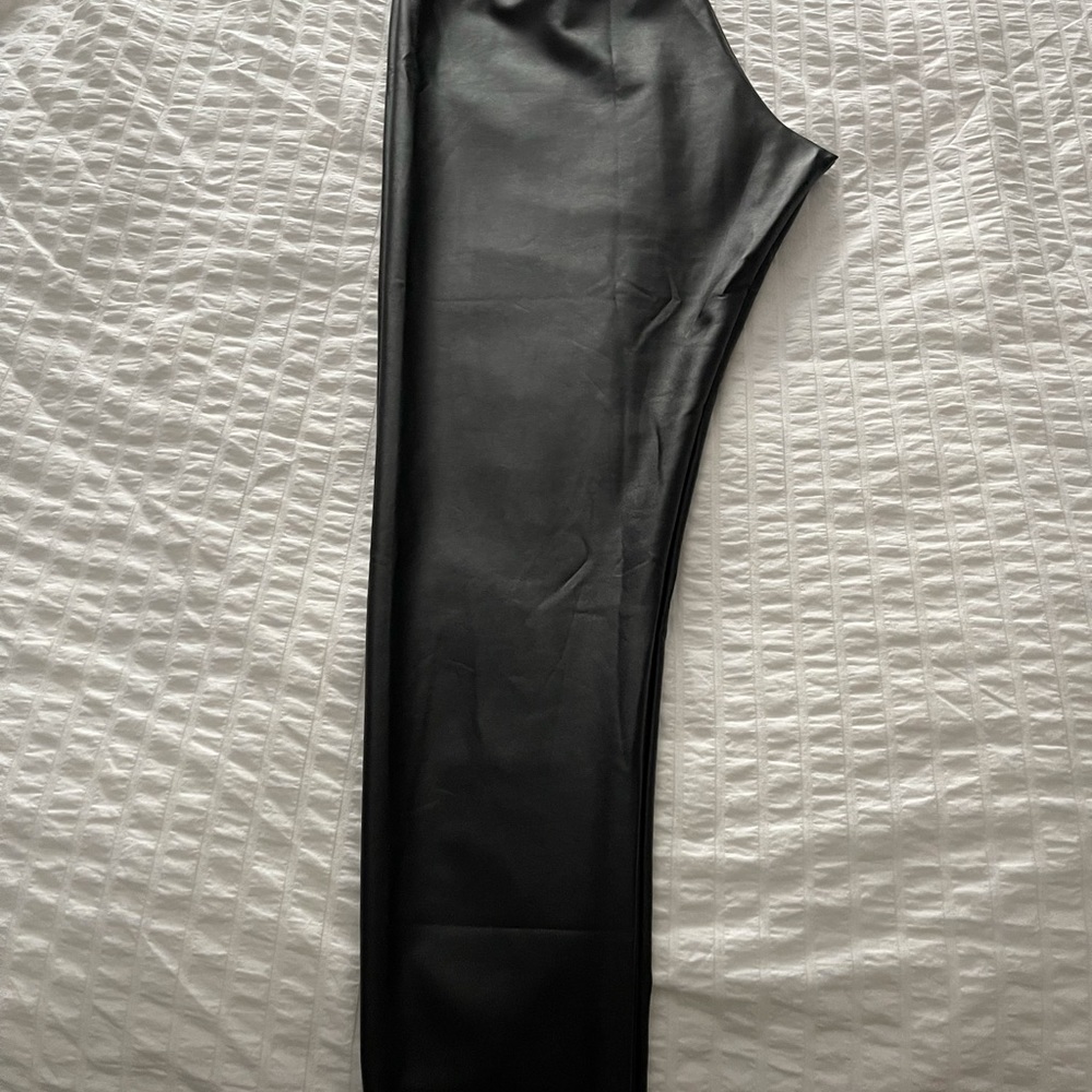 Women’s Faux Leather Leggings
